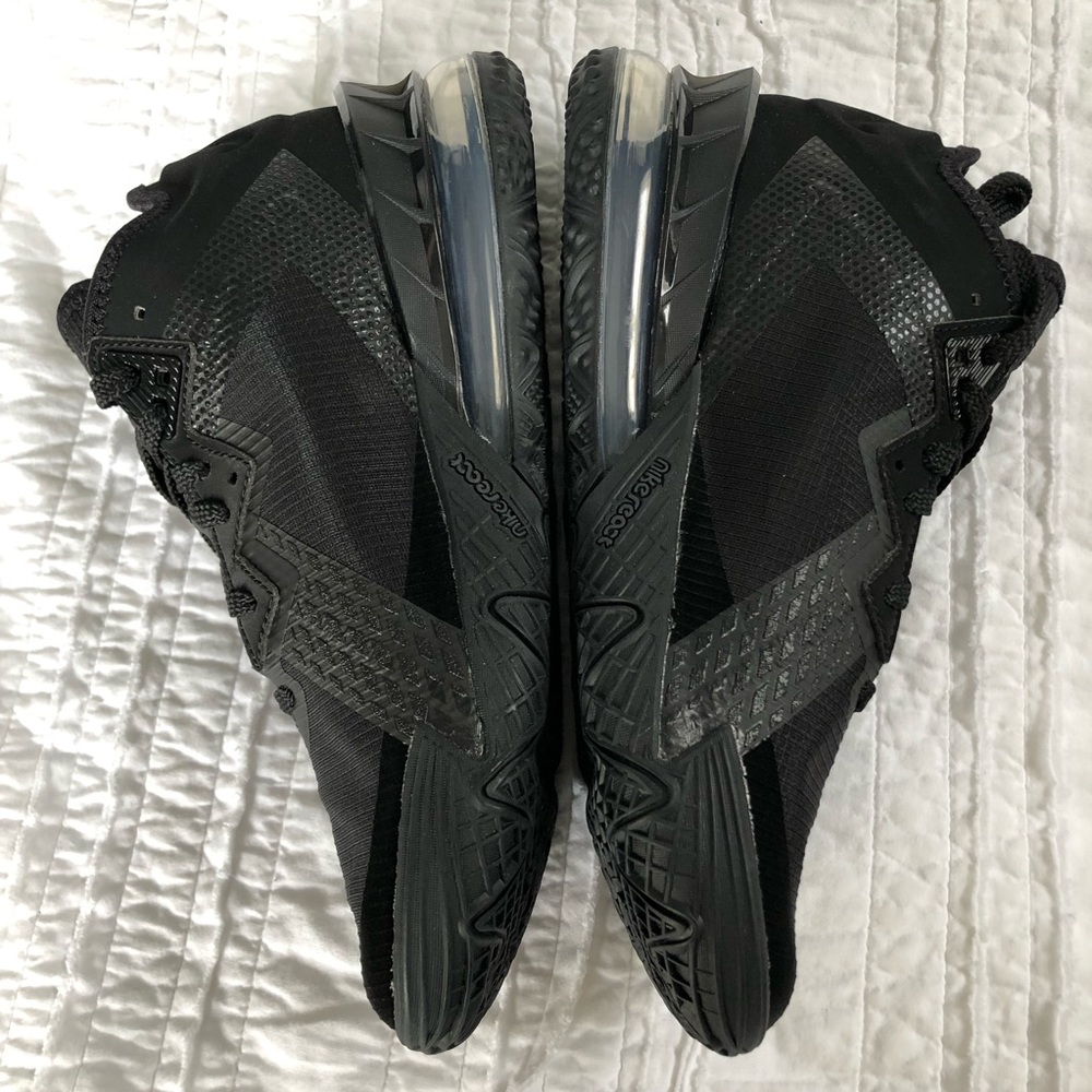 nike lebron james XVIII low basketball sneakers - Picture 8 of 14